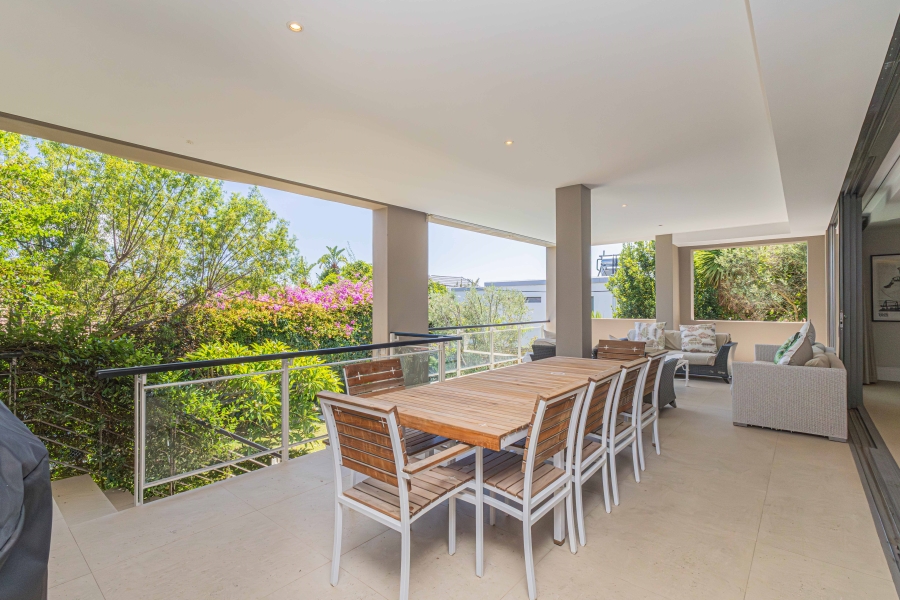 4 Bedroom Property for Sale in Fresnaye Western Cape